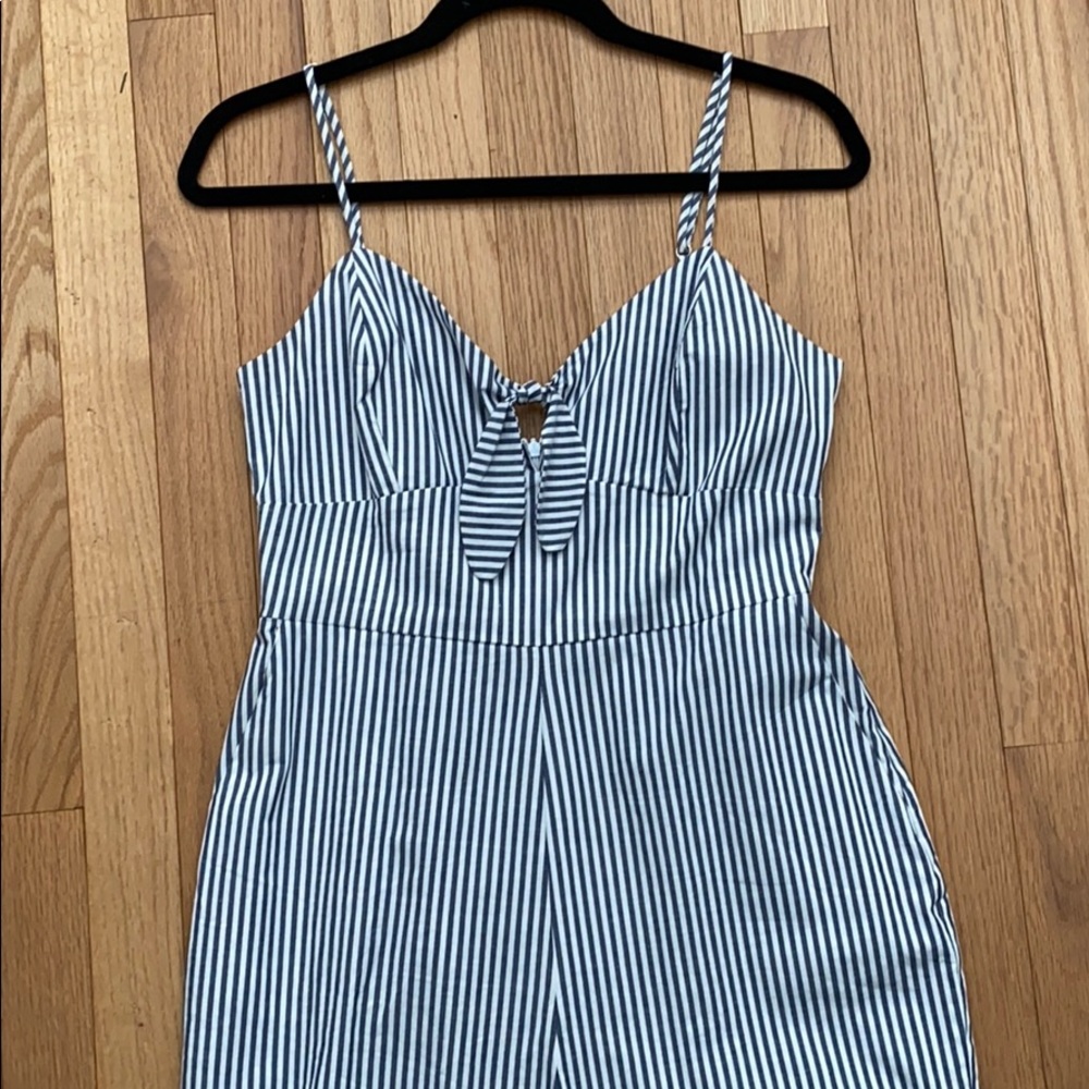 Tie front WAYF Jumpsuit - Size M